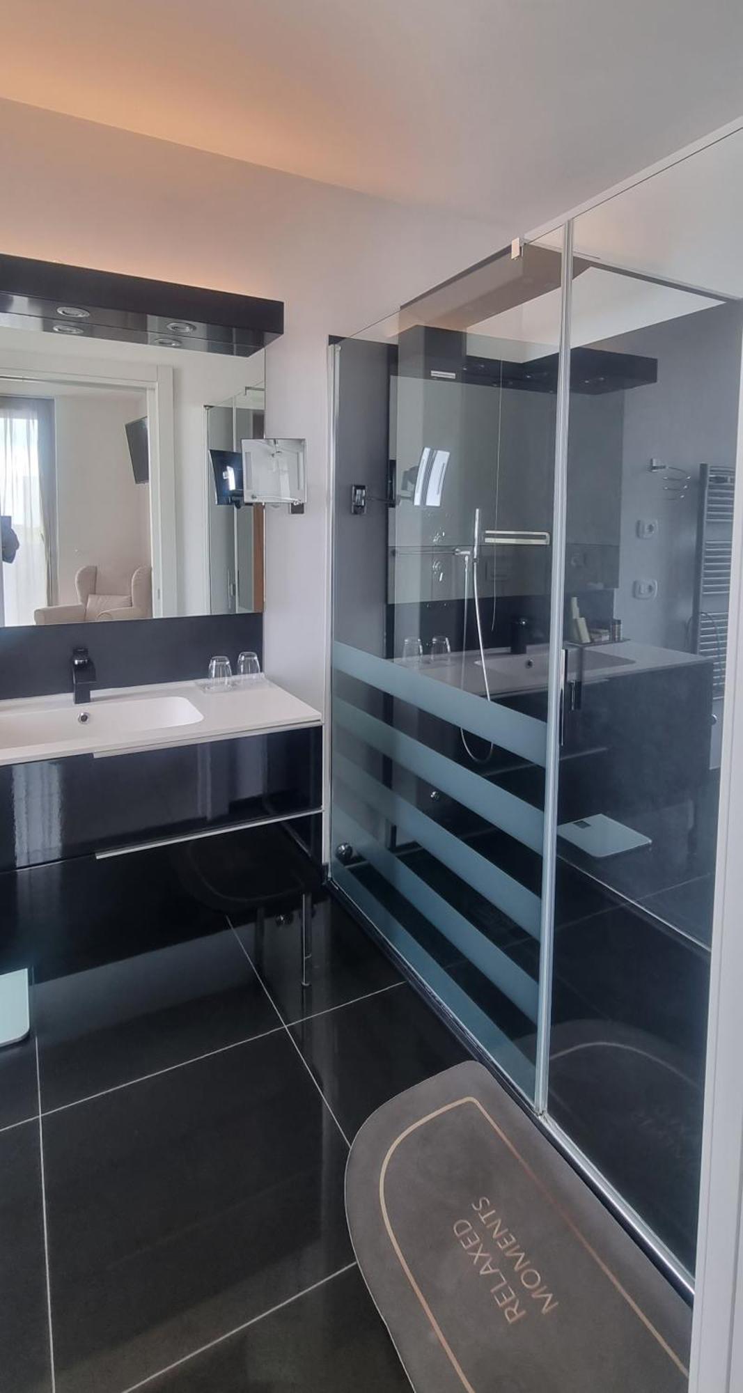 Hotel Rossini 4S Lignano Sabbiadoro Ngoại thất bức ảnh