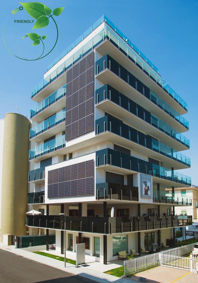 Hotel Rossini 4S Lignano Sabbiadoro Ngoại thất bức ảnh