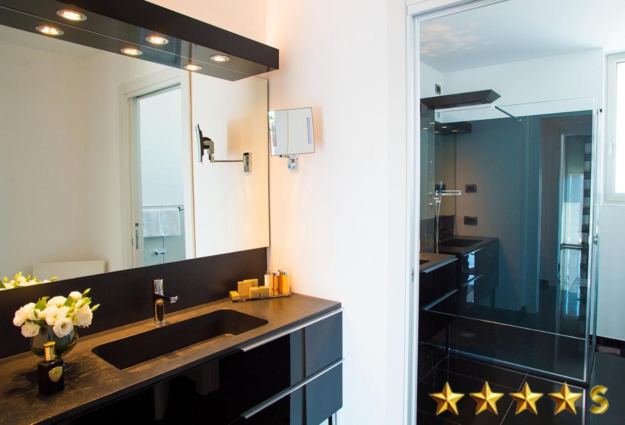 Hotel Rossini 4S Lignano Sabbiadoro Ngoại thất bức ảnh