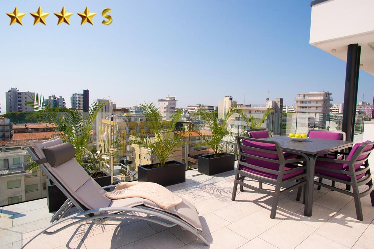 Hotel Rossini 4S Lignano Sabbiadoro Ngoại thất bức ảnh
