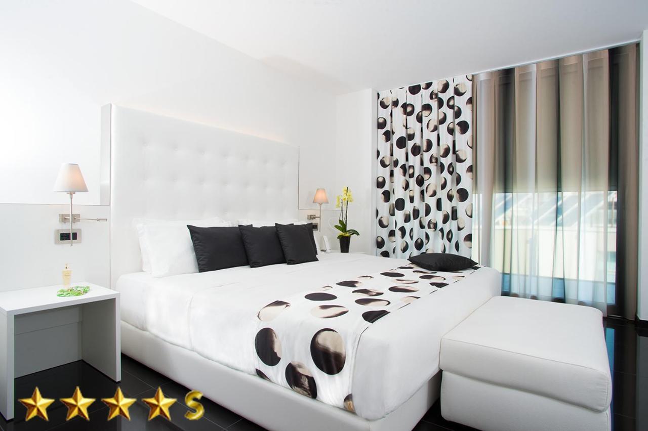 Hotel Rossini 4S Lignano Sabbiadoro Ngoại thất bức ảnh